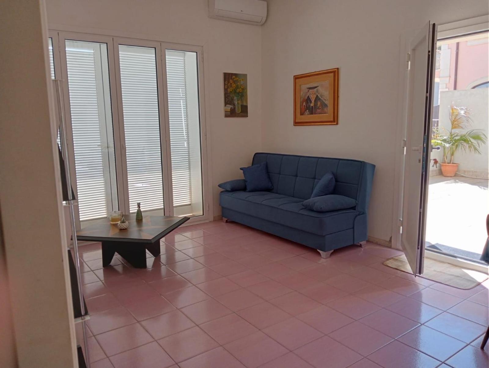 Terrazza Faraglioni Apartment อาชิเตรซซา ภายนอก รูปภาพ
