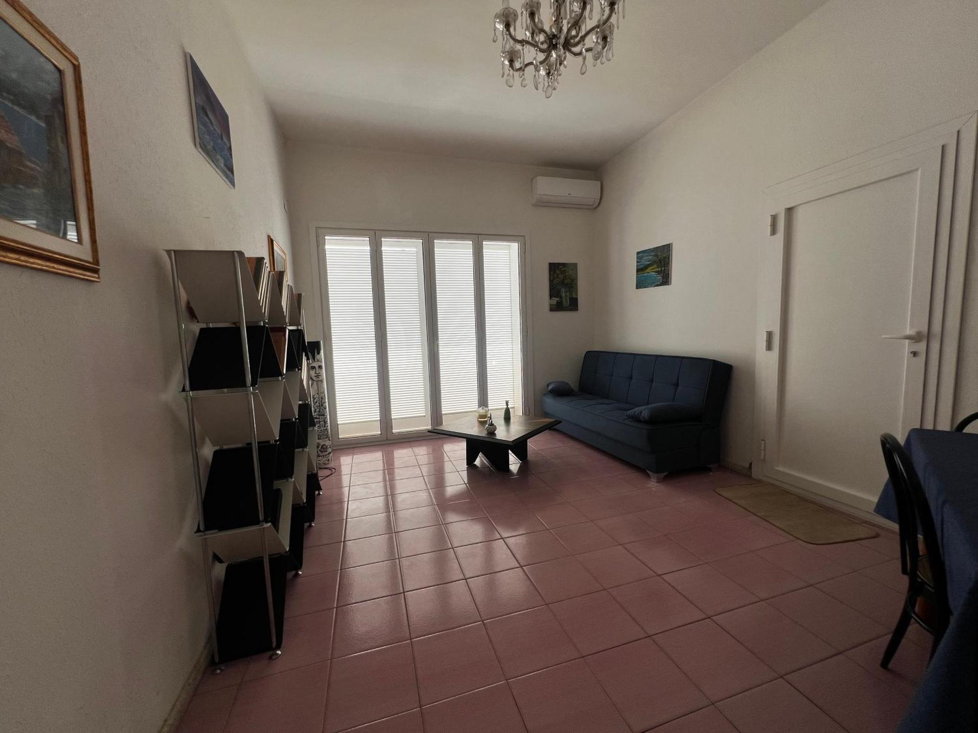 Terrazza Faraglioni Apartment อาชิเตรซซา ภายนอก รูปภาพ